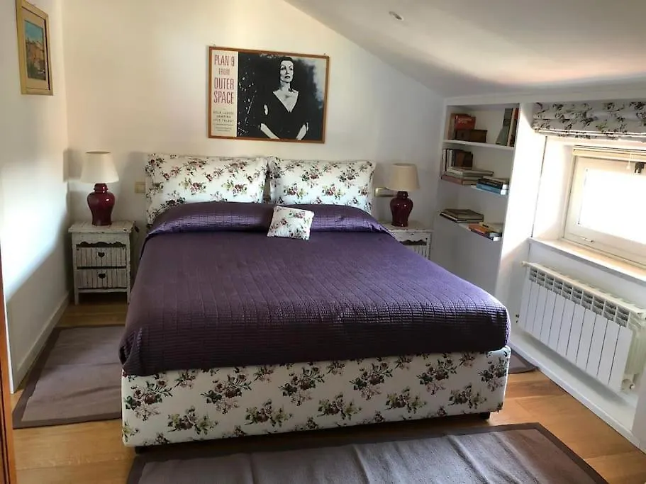 Walking Distance From Via Veneto Apartment Italy