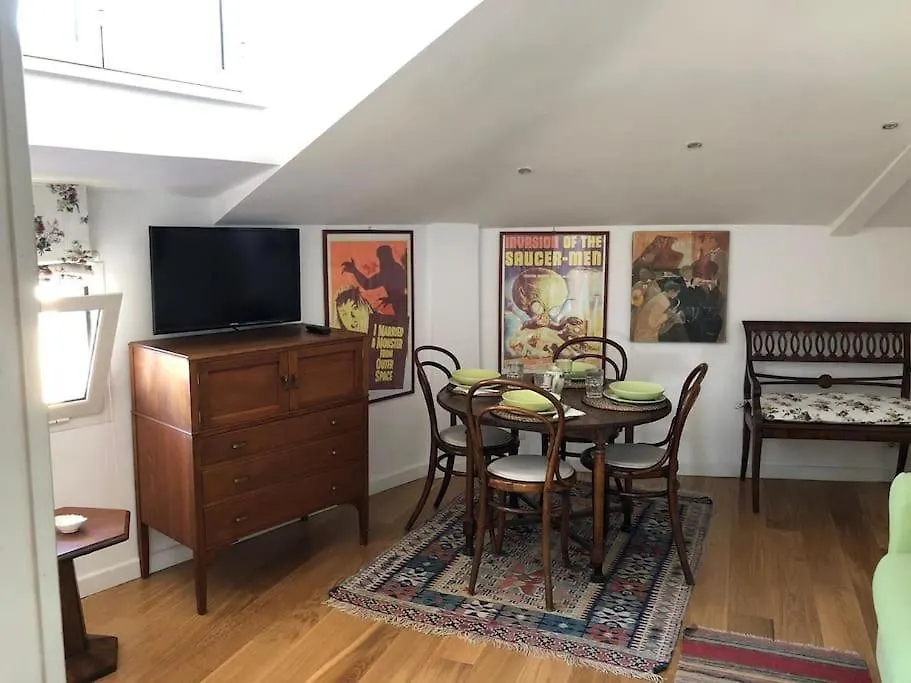 Walking Distance From Via Veneto Apartment Italy