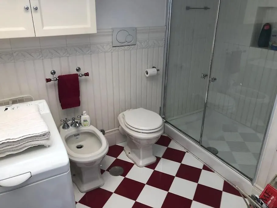 Walking Distance From Via Veneto Apartment